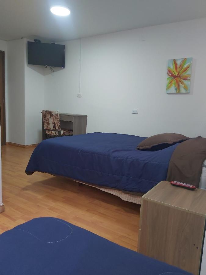 Hospedaje Sary House Богота Экстерьер фото