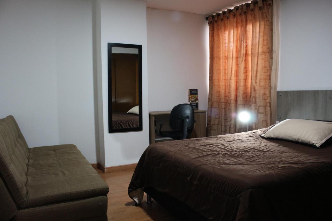 Hospedaje Sary House Богота Экстерьер фото